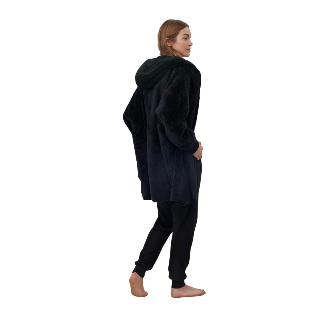 Gottex Beach Life The Cloud Hoodie Blanket One Size - Oversized fit, Hooded design, Side pockets, Open-front style - Image 3